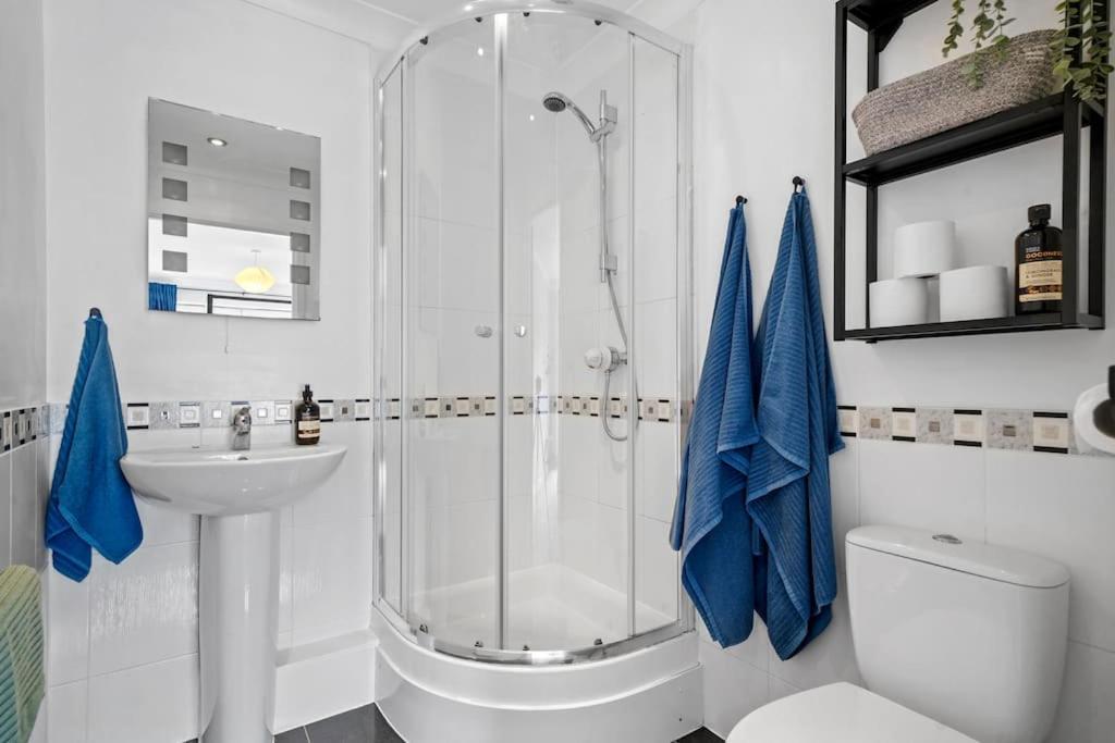 Modern Apartment Near Old Town With Parking 마게이트 외부 사진